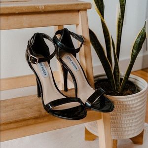 Steve Madden Patent stilettos